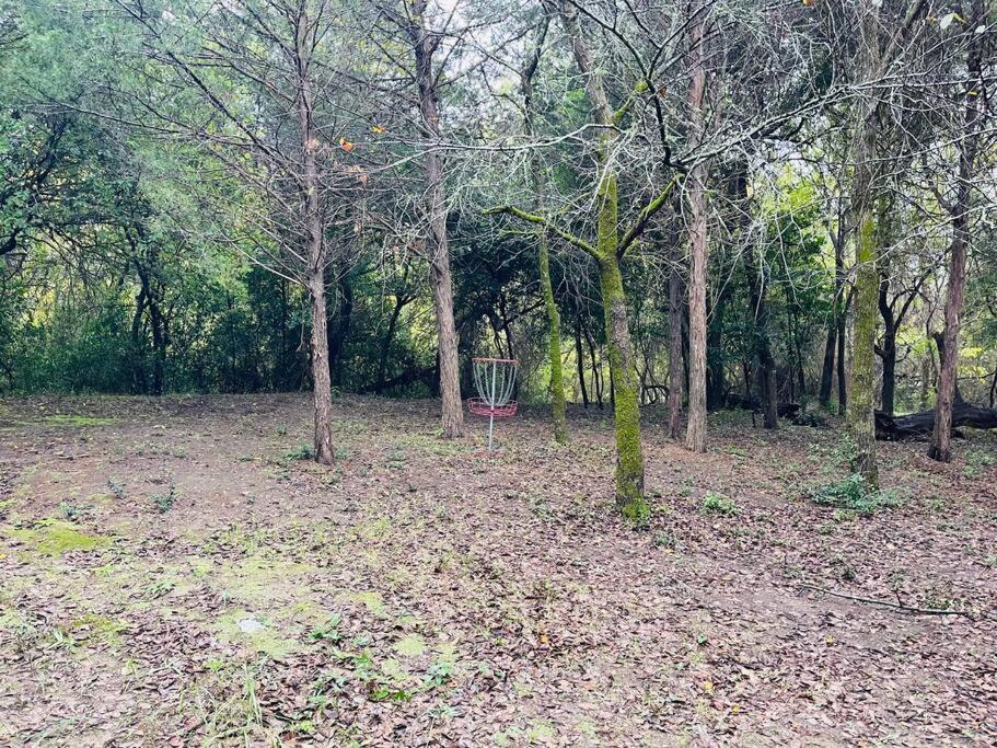 Bastrop Tiny Disc Golf Retreat Villa ภายนอก รูปภาพ