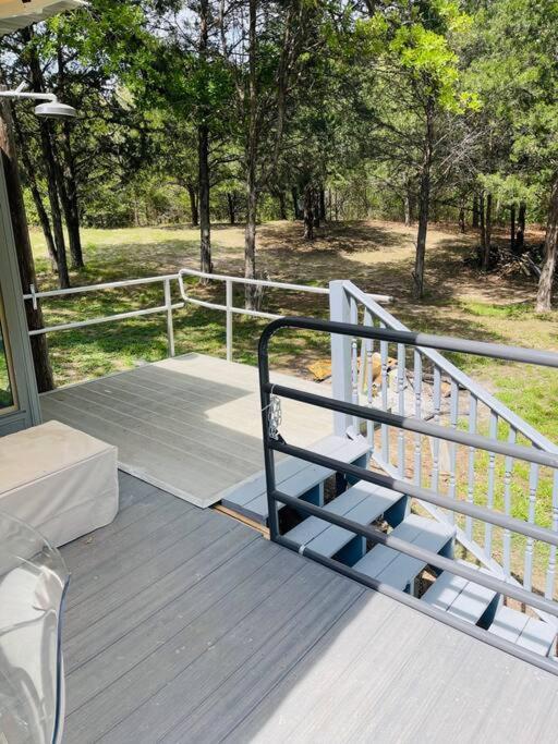 Bastrop Tiny Disc Golf Retreat Villa ภายนอก รูปภาพ